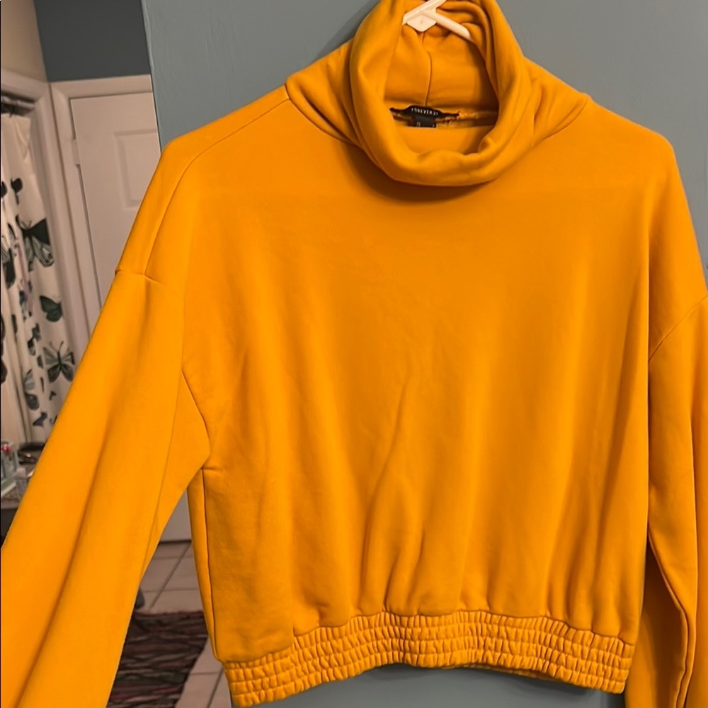 Forever 21 Women's Mustard Yellow Sweater